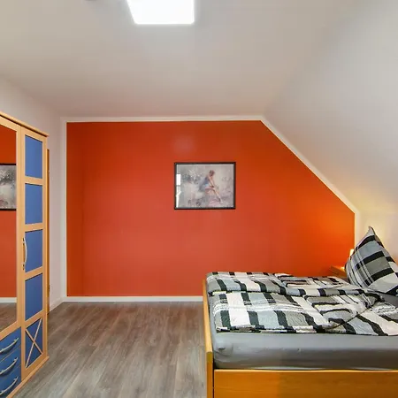 Swaalvkenuest *